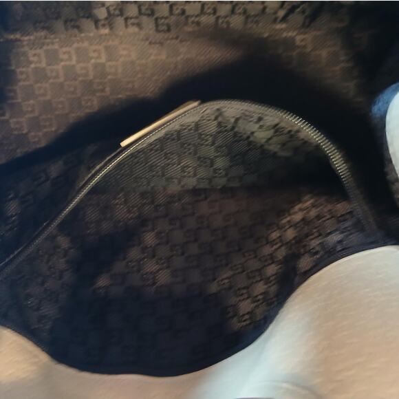 Authentic Gucci Jackie Canvas and Leather Beige Shoulder Bag $1,365 - Picture 8 of 16